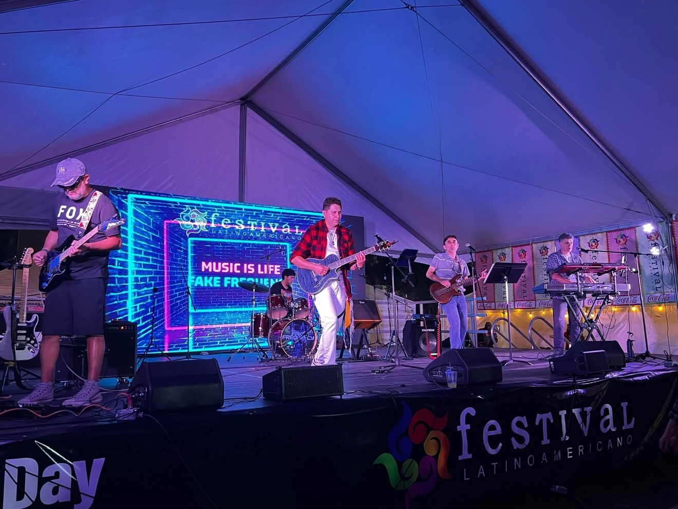 Fake Frequency en vivo — Festival Latinoamericano